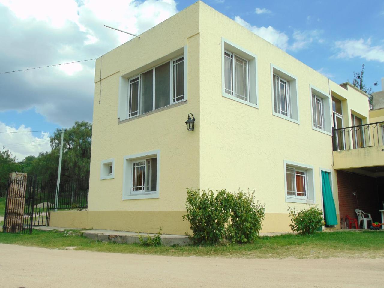 מינה קלאוורו Hosteria Aguas Claras מראה חיצוני תמונה